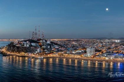 Mazatlán’s Malecon at night